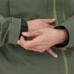 Patagonia Swiftcurrent Wading Jacket - Women's 17 Patagonia Swiftcurrent Wading Jacket - Women's -Online Angling Store 1332460 800 auto