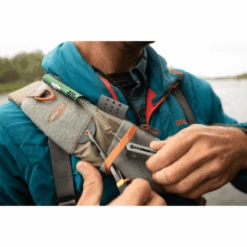 Fishpond Summit Sling 2.0 Bag 21 Fishpond Summit Sling 2.0 Bag -Online Angling Store 995277 800 auto